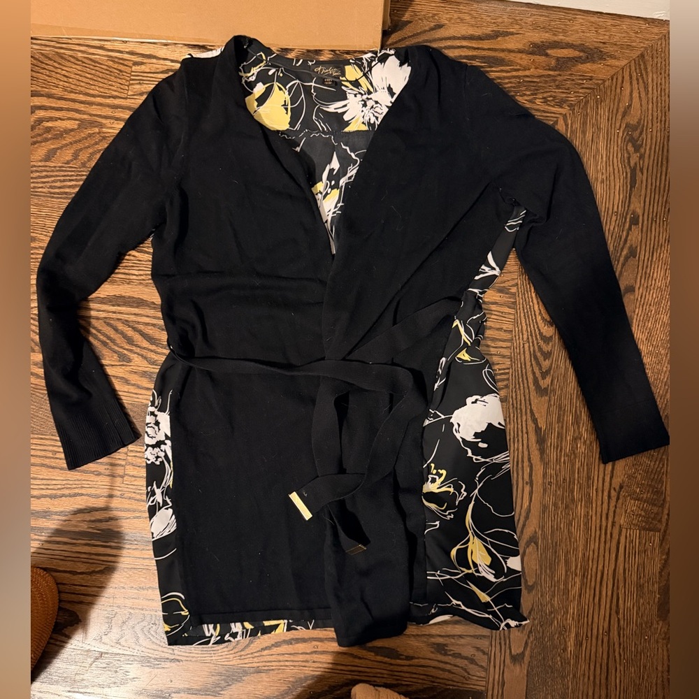 Thalia Sodi Black and Yellow Floral Women's sweater